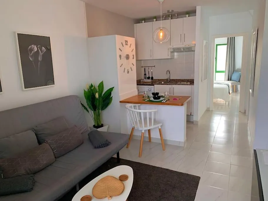Coqueto Apartamento Zua Con Piscina Costa Teguise 0*,